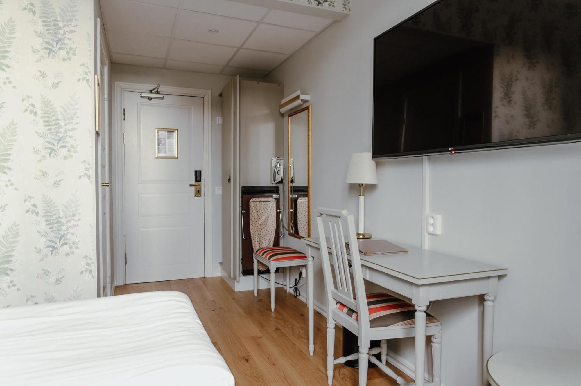 מלון Enköping Haga Slott מראה חיצוני תמונה